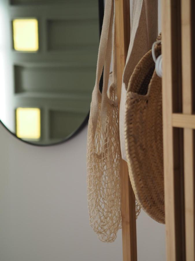 Mi Sestre - Studio Apartment Hvar Vrisnik Йелса Екстериор снимка